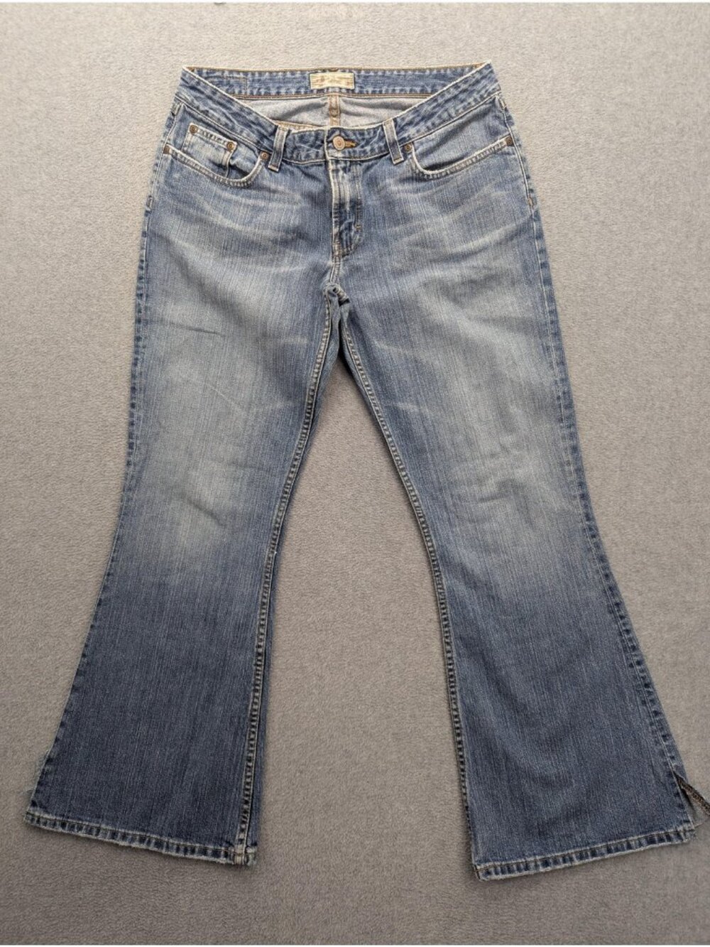BKE Star Bootcut Jeans Womens 31 Blue Medium Wash Low Rise Distressed Denim